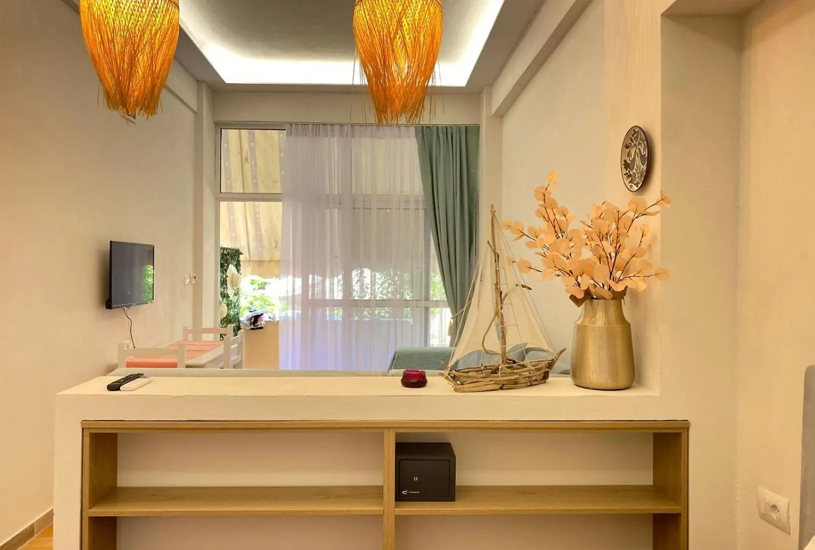 فندق مبيت وإفطار هيماري Areti Rooms Hotel ألبانيا